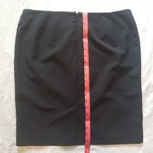 Worthington Skirts - Worthington Pencil Skirt Worthington Skirts - Worthington Pencil Skirt